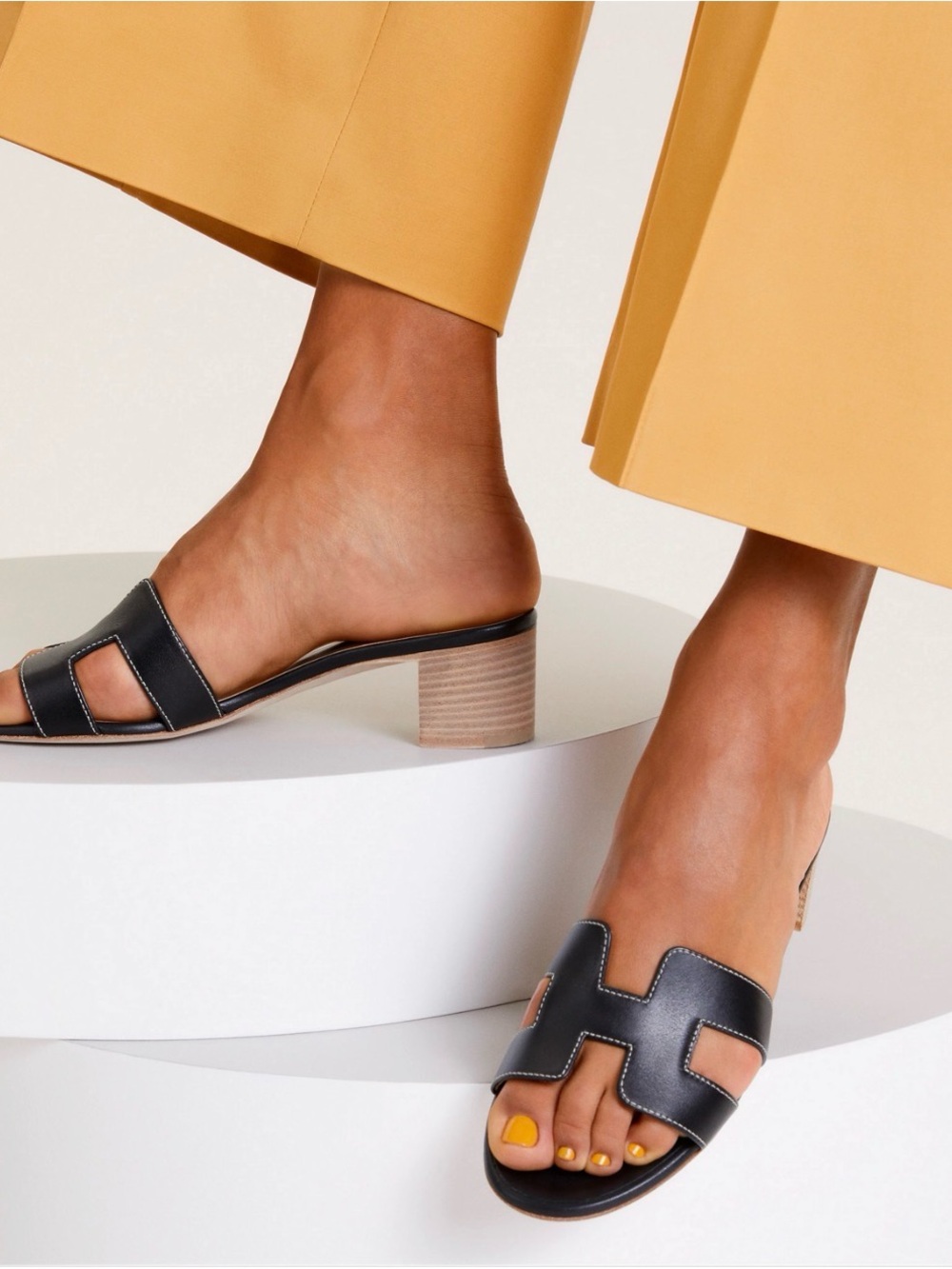 Hermes Black Leather Oasis Sandals - Picture 6 of 9